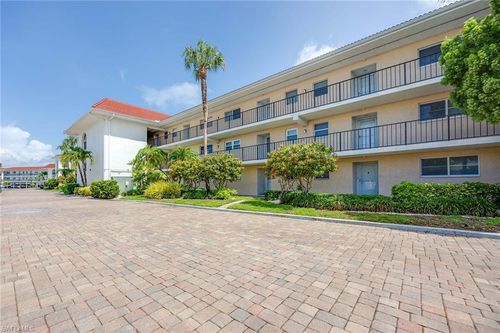 apt-303-45 High Point Cir, NAPLES, FL, 34103-4241 | Card Image