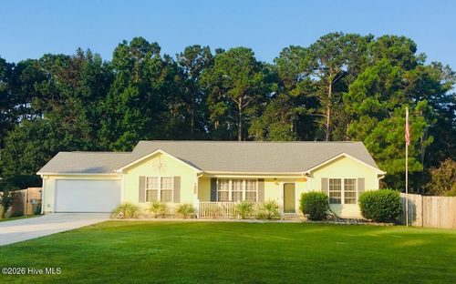 126 Marcil Ln, Hampstead, NC, 28443-8930 | Card Image