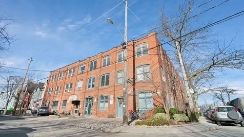 l101-34 Noble St, Toronto, ON, M6K2C9 | Card Image