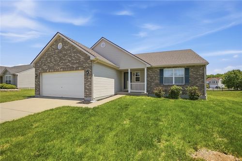 22 Meadowcrest Drive, Franklin Twp, OH, 45005 | Card Image