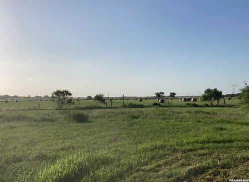 0 County Road 117, Floresville, TX, 78114 | Card Image