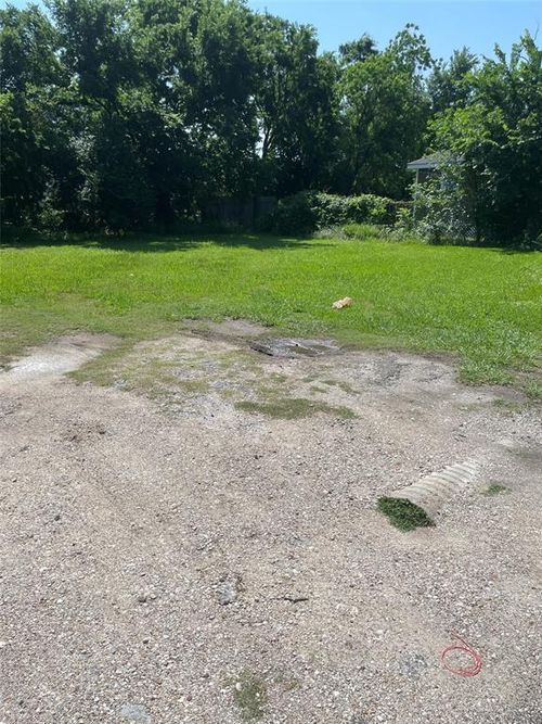 0 Brackenridge St, Houston, TX, 77026 | Card Image