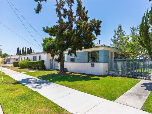 4264 W Broadway, Hawthorne, CA, 90250-9701 | Card Image