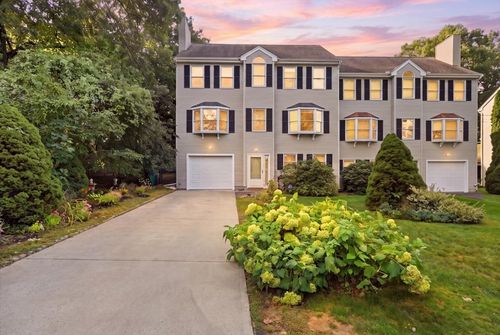25-25 Hamlet Street, Newton, MA, 02459 | Card Image