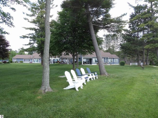 19 - 144 N Shore Dr W, House other with 2 bedrooms, 2 bathrooms and null parking in Cadillac MI | Image 32