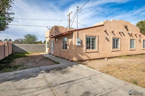 986 S 37th Ave, Yuma, AZ, 85364-3312 | Card Image