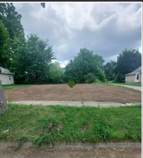 943 Williams St, Jackson, MI, 49203-3178 | Card Image