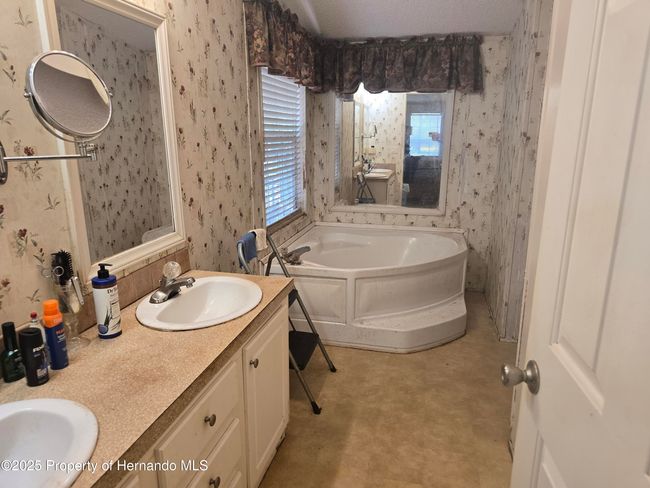 12843 Ithaca Ave, House other with 4 bedrooms, 2 bathrooms and null parking in Hudson FL | Image 34