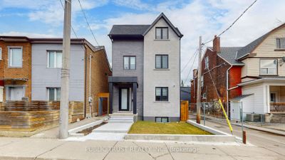 MAIN - 165 Manning Ave, House other with 2 bedrooms, 1 bathrooms and null parking in Toronto ON | Image 1