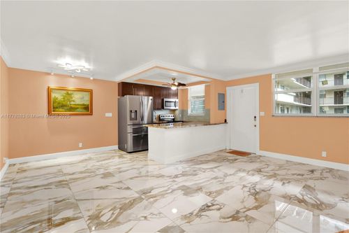 apt-209-1811 Jefferson St, Hollywood, FL, 33020-5412 | Card Image