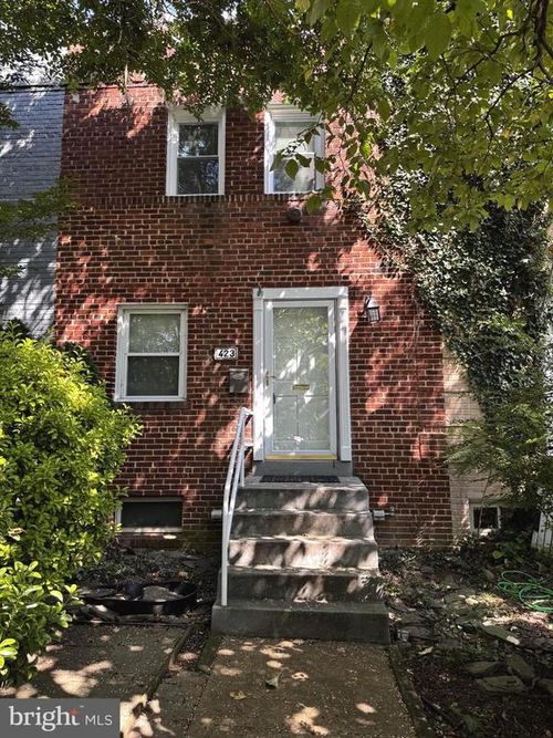 423 Mount Vernon Ave, ALEXANDRIA, VA, 22301-2233 | Card Image