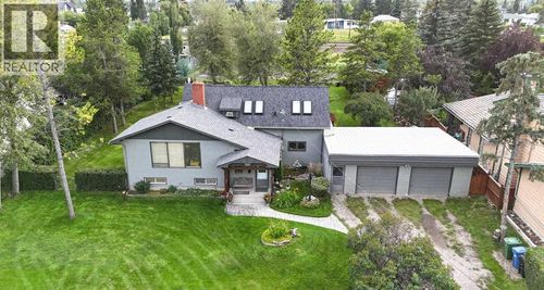 6807 Bow Cres Nw, Calgary, AB, T3B2C9 | Card Image