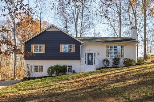 801 Hudson Road, Summerfield, NC, 27358 | Card Image