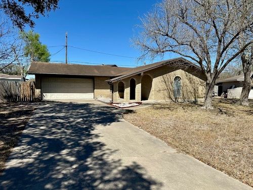 1518 Maple St, Kingsville, TX, 78363-6534 | Card Image