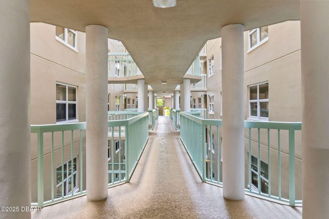 APT-308C - 4 Oceans West Blvd, Condo with 2 bedrooms, 2 bathrooms and null parking in Daytona Beach Shores FL | Image 32