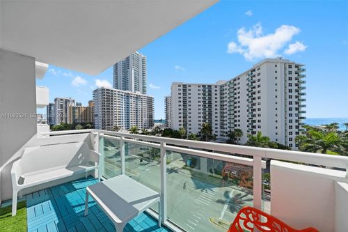 606-3000 S Ocean Dr, Hollywood, FL, 33019-2852 | Card Image