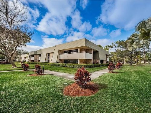 8-202-36750 Us Highway 19 N, Palm Harbor, FL, 34683 | Card Image