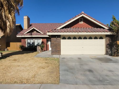 964 Roosevelt St, Ridgecrest, CA, 93555-5524 | Card Image