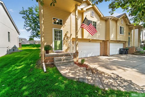 15106 Camden Avenue, Omaha, NE, 68116 | Card Image