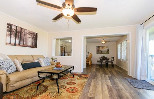 2204-301 Pinnacle Inn Rd, Beech Mountain, NC, 28604-7479 | Card Image