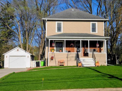 230 S Bridge St, MARKESAN, WI, 53946-8046 | Card Image