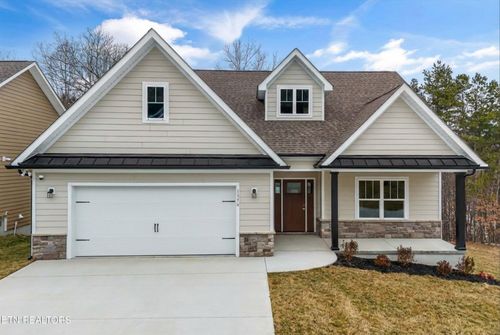 1576 Green Meadows Ln, Lenoir City, TN, 37771-8281 | Card Image