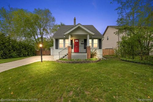 30475 Brentwood St, Southfield, MI, 48076-1557 | Card Image