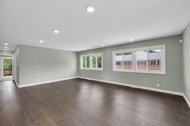 8 - 8 Fields E, Condo with 2 bedrooms, 2 bathrooms and 1 parking in Champaign IL | Image 14