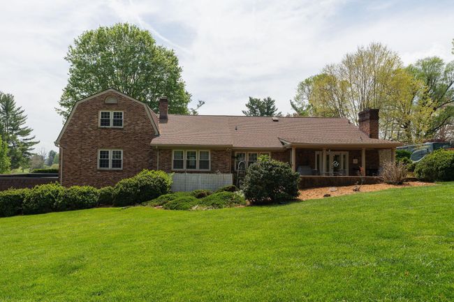 812 Meadowbrook Rd, House other with 4 bedrooms, 4 bathrooms and null parking in WAYNESBORO VA | Image 14