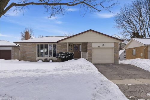 15 Confederation Drive, Kitchener, ON, N2B2X3 | Card Image