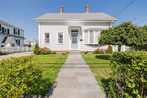 509 Woodward Rd, North Providence, RI, 02904-4746 | Card Image