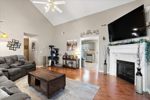 792 Colony Cir, Fort Oglethorpe, GA, 30742-3978 | Card Image