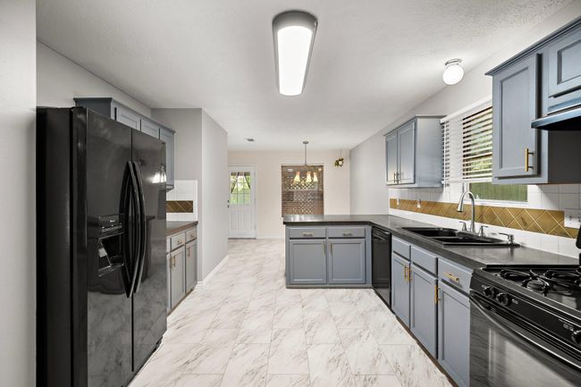 14506 Golden Cypress Ln, House other with 4 bedrooms, 3 bathrooms and 2 parking in Cypress TX | Image 11
