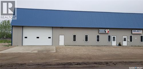 1009 6th St, Estevan, SK, S4A1A5 | Card Image