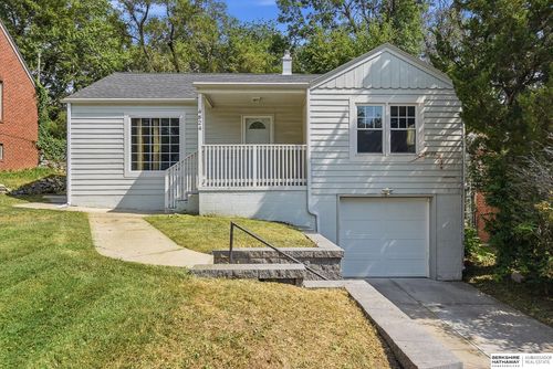 4824 Pratt St, Omaha, NE, 68104-3621 | Card Image