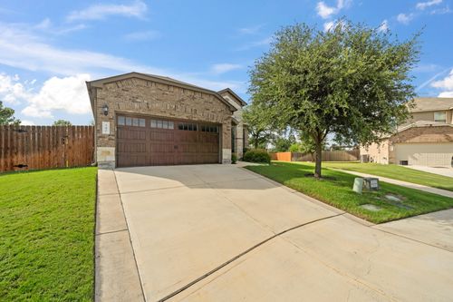 340 Nectar Dr, Buda, TX, 78610-5252 | Card Image
