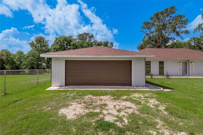 20 Coolcrest Dr, House other with 3 bedrooms, 2 bathrooms and 2 parking in Pointblank TX | Image 38