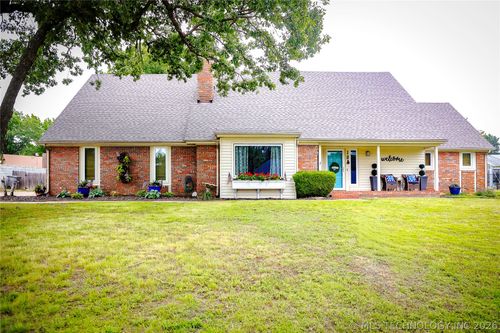 18 Dove Tree Rd, Wewoka, OK, 74884-3711 | Card Image