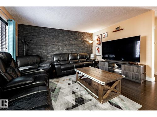 12004 22 Ave Sw, Edmonton, AB, T6W0T1 | Card Image