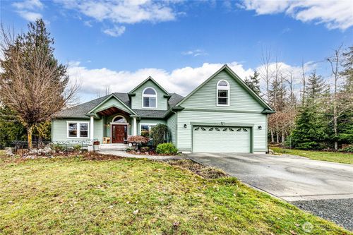 282 Birdsong Ln, Port Angeles, WA, 98362-7470 | Card Image