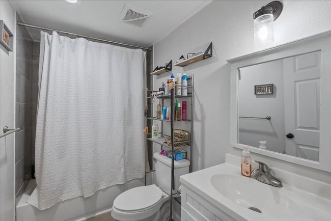 8331 Se 70th Ave, House other with 3 bedrooms, 2 bathrooms and null parking in TRENTON FL | Image 10