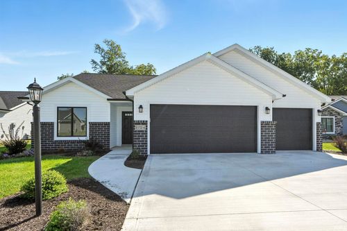 15524 Impala Dr, Huntertown, IN, 46748-9561 | Card Image