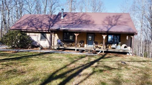 3906 Stovall Ridge Rd, Camp Creek, WV, 25820-8947 | Card Image