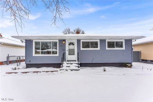 18023 Fairway Dr, Cleveland, OH, 44135-1860 | Card Image