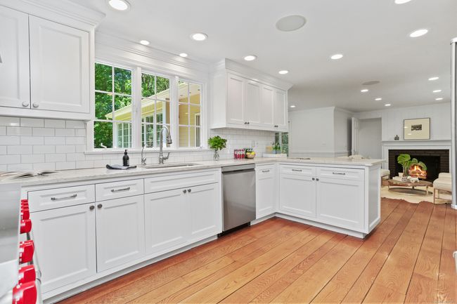 26 Heritage Ln, House other with 4 bedrooms, 4 bathrooms and 6 parking in Weston CT | Image 13