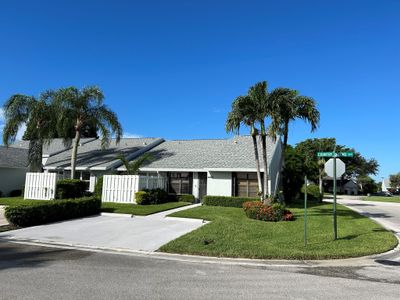 12305 Country Greens Boulevard, Home with 2 bedrooms, 2 bathrooms and null parking in Boynton Beach FL | Image 3