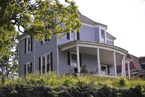 1912 Vine St, Chattanooga, TN, 37404-2643 | Card Image