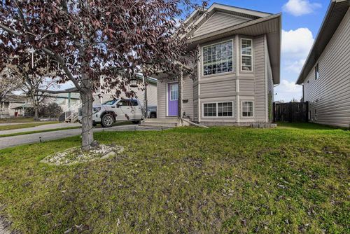 6217 88a St, Grande Prairie, AB, T8W2V3 | Card Image