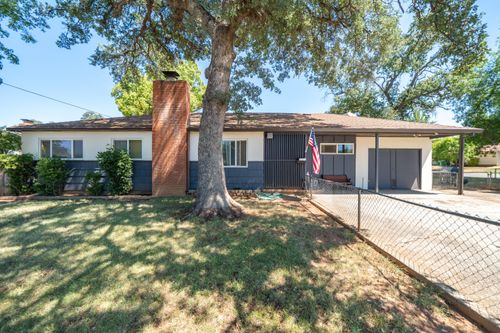 1315 Jeffries St, Anderson, CA, 96007-4018 | Card Image