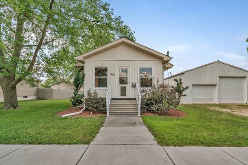 430 S Kankakee St, Coal City, IL, 60416-1726 | Card Image